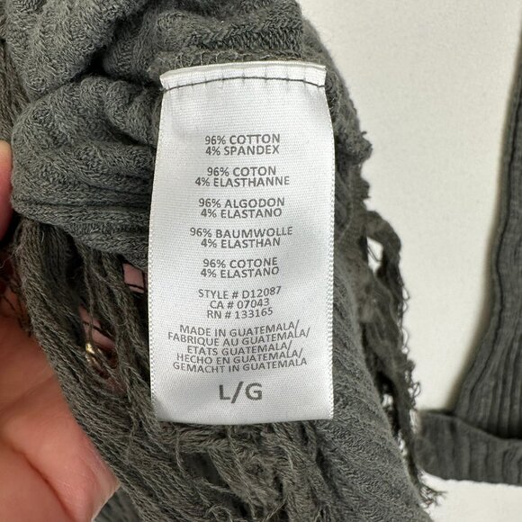 Eri +Ali Fringe Hem & Crossback LS Knit Boho Shirt - Picture 6 of 7